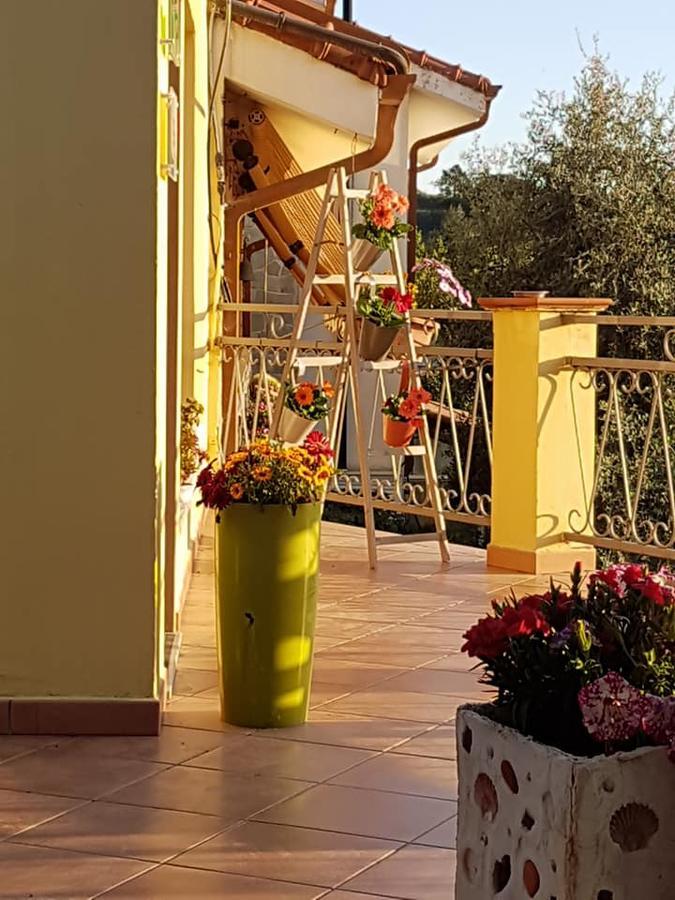 Agriturismo Al Nido Degli Aironi San Remo Kültér fotó